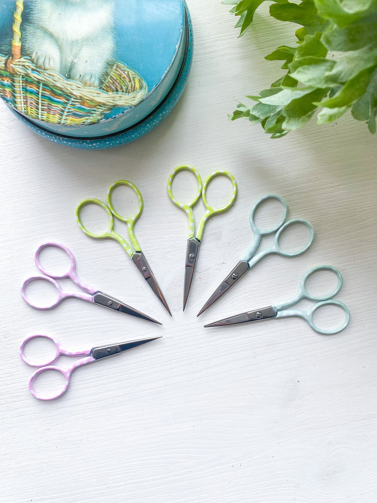 Spotty Embroidery Scissors