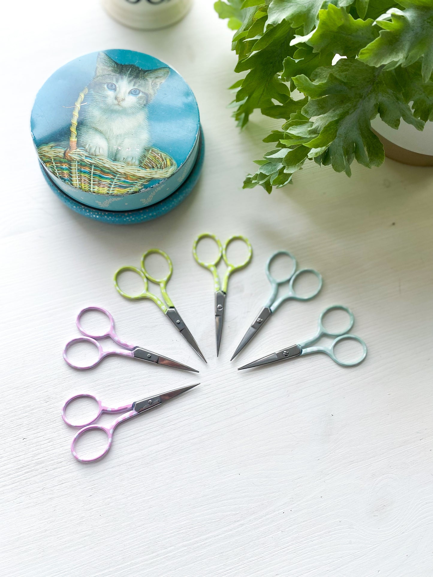 Spotty Embroidery Scissors